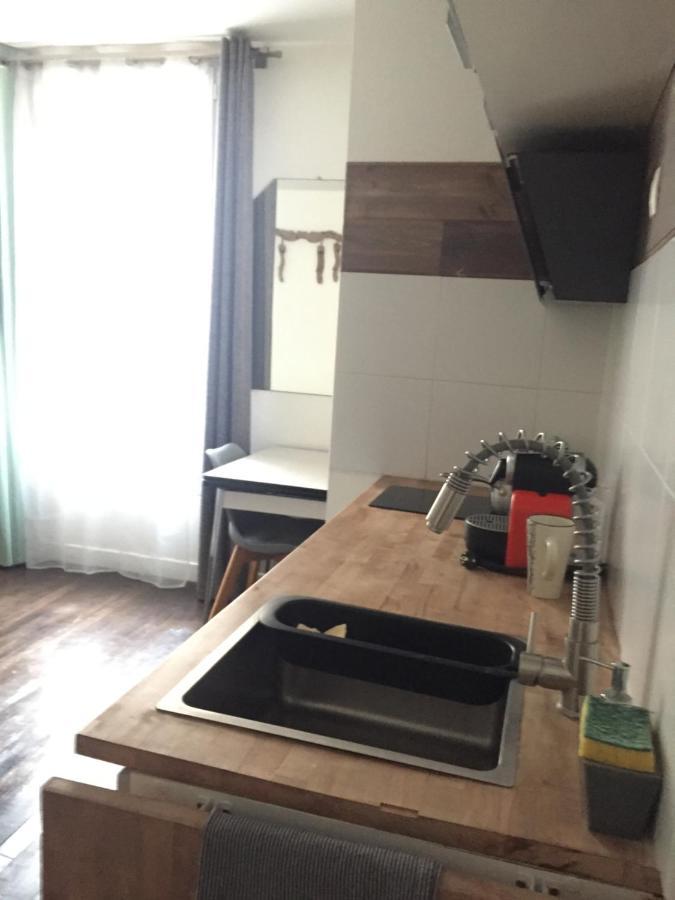 Beautiful Studio - 20' Walking From Montmartre Paris Exterior photo