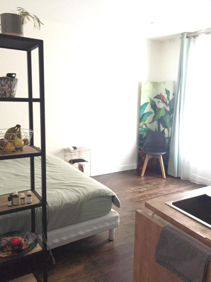 Beautiful Studio - 20' Walking From Montmartre Paris Exterior photo